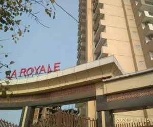 La-royale-actual-4-qnyal1mbhekio2giy99rwlbv08pndb5duihokmr2ro